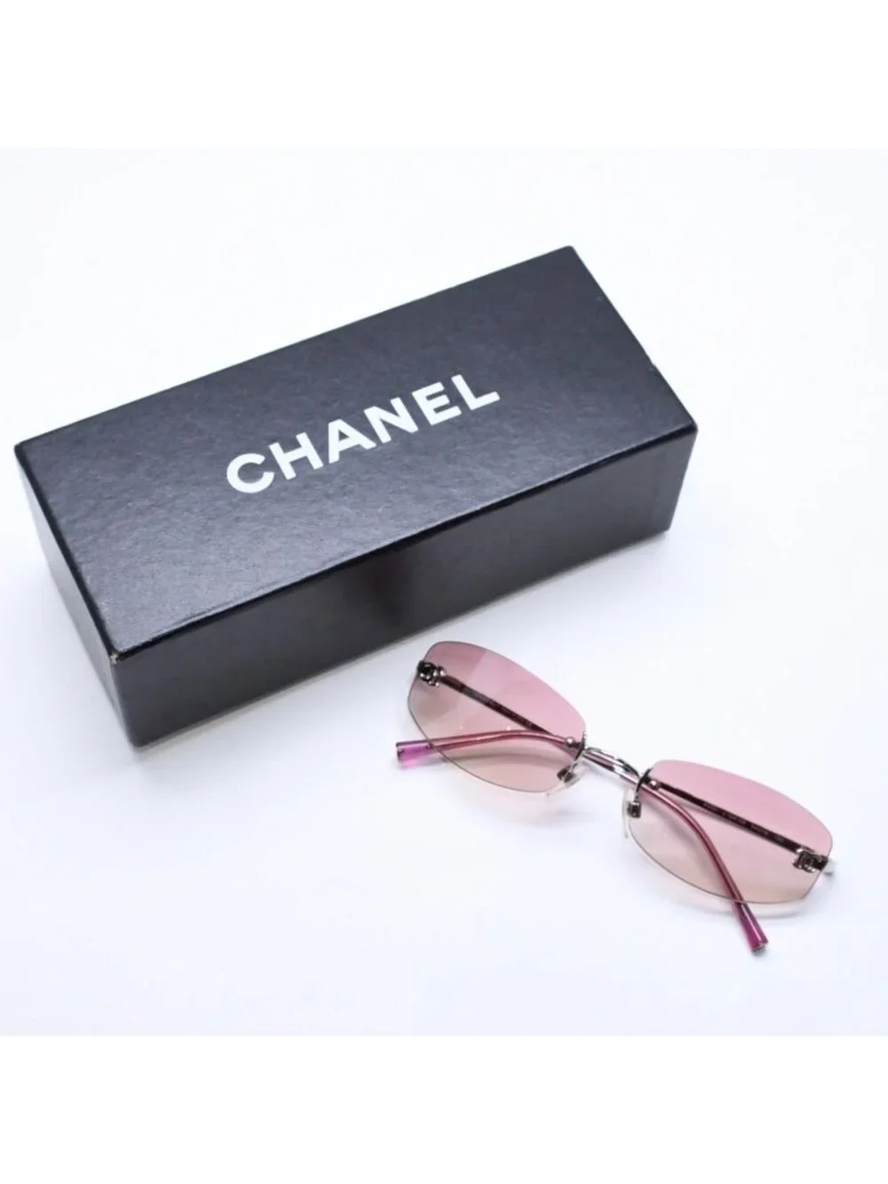 Chanel Rimless Sunglasses Eyewear CC Logo Pink Gradation
